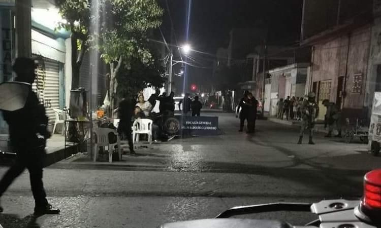 Ataque armado en taquería deja un hombre muerto y otro herido cerca del Zócalo de Iguala