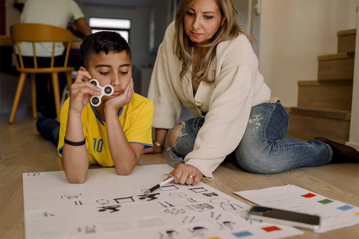 ¿Qué es el trastorno por déficit de atención e hiperactividad (TDAH) y cómo afecta a las personas?