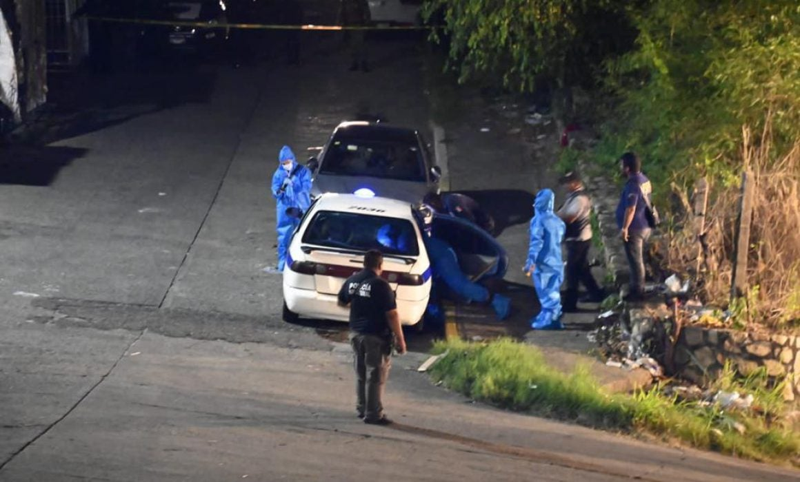 Macabro Hallazgo en Infonavit Alta Progreso: Bolsas con Restos Humanos en un Taxi