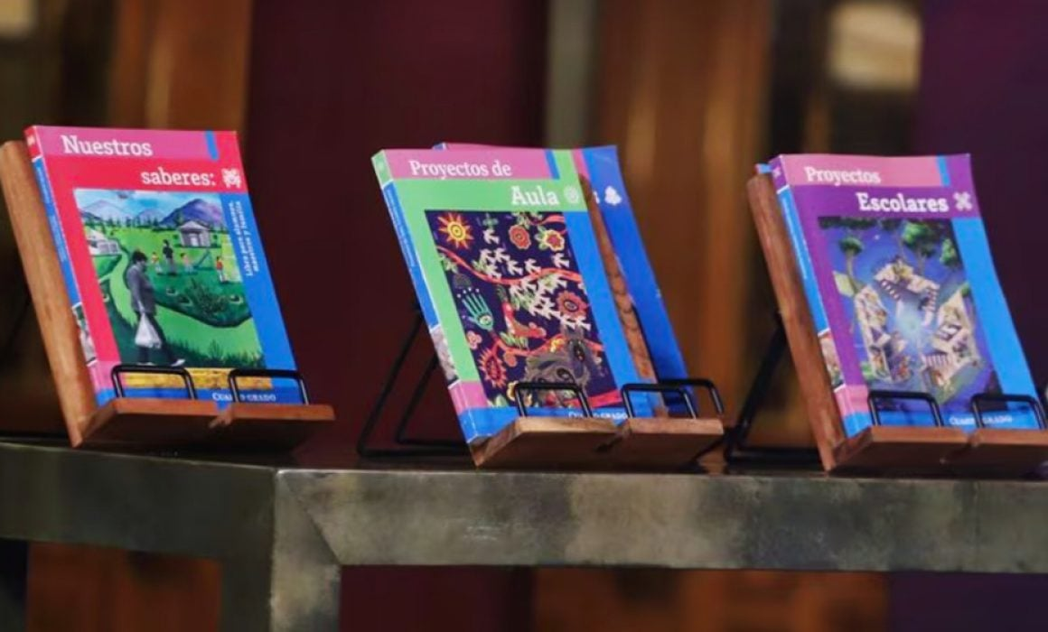 Unión Nacional de Padres de Familia en Guerrero se opone a libros de texto gratuitos y busca amparos