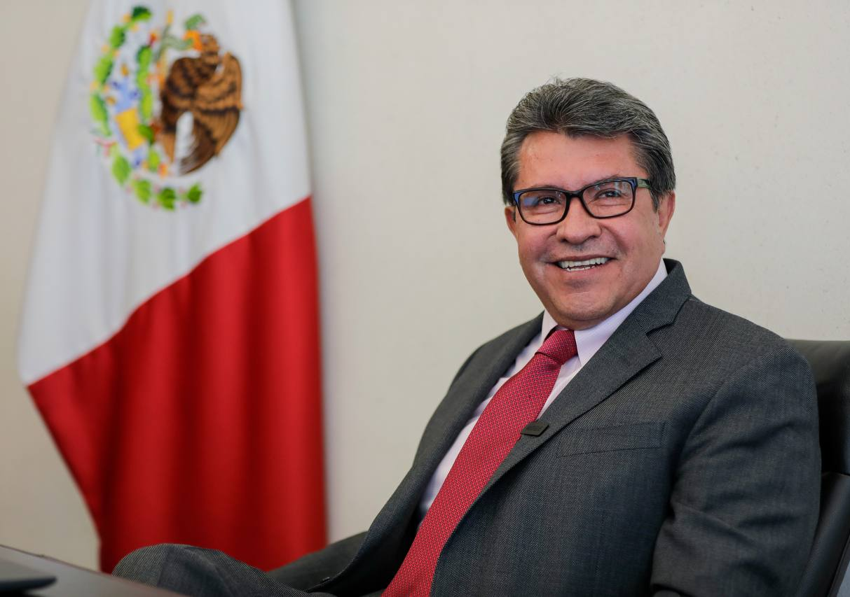 Ricardo Monreal retira propuesta de encuestadora para proceso interno de Morena