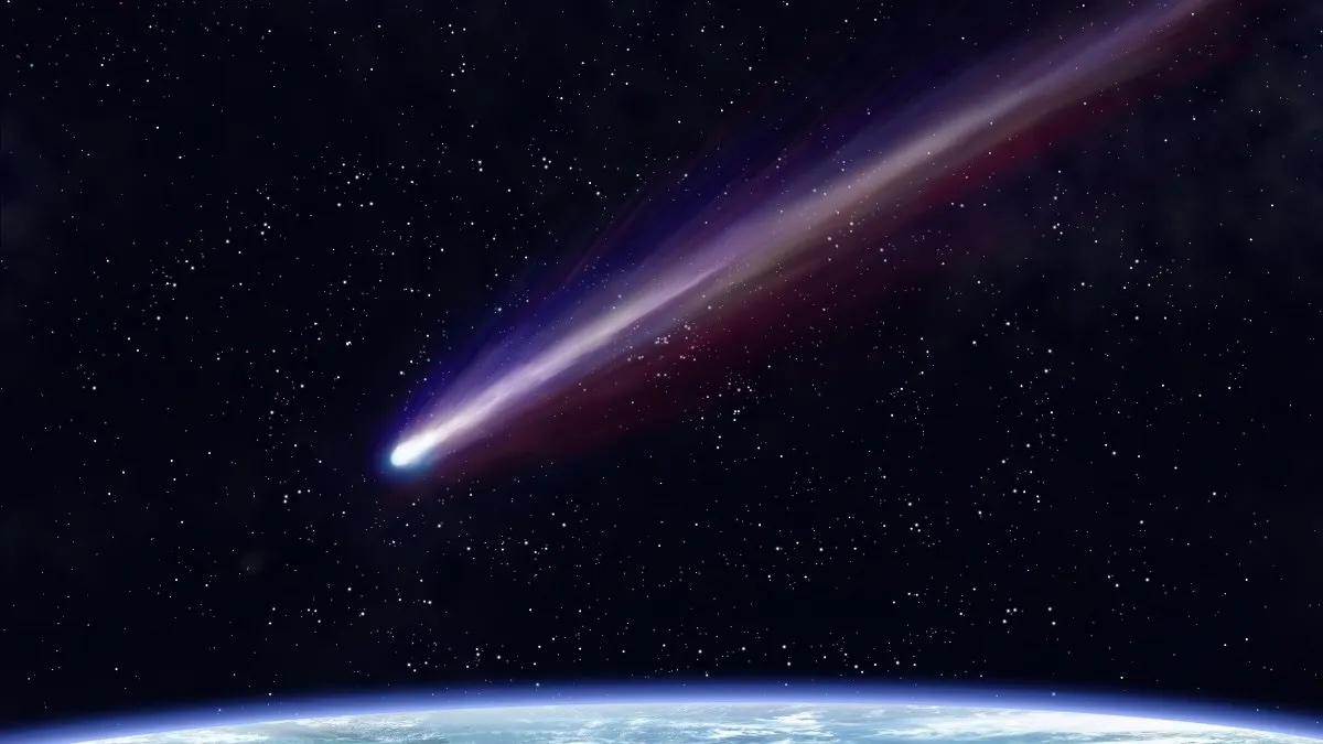 Cometa «El Diablo» explota y se aproxima rápidamente en dirección a la Tierra