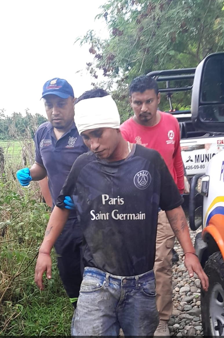 Rescatan a joven golpeado y amarrado en la Comunidad de El Paco