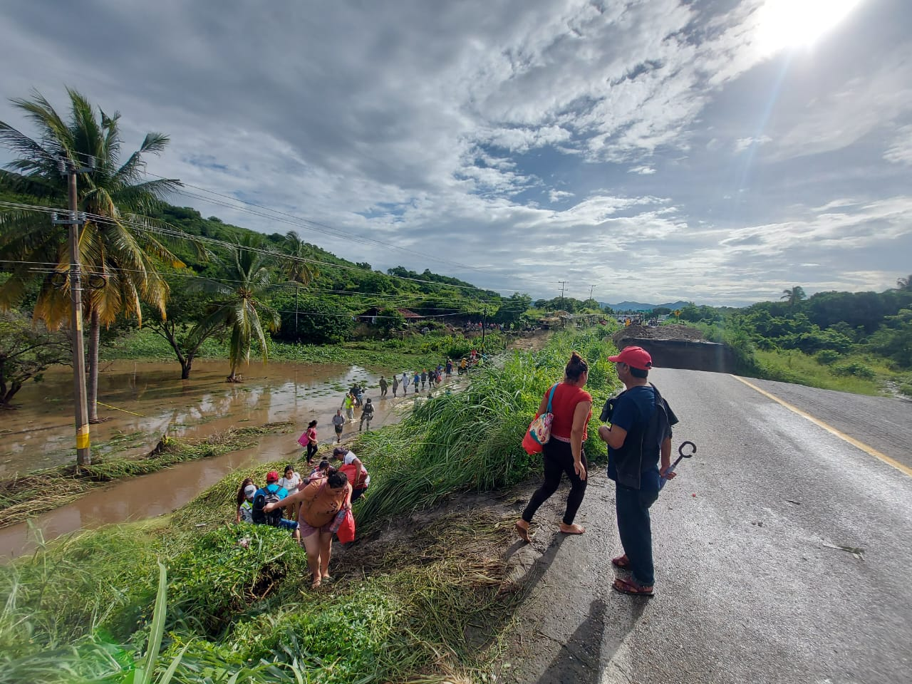 Tormenta Tropical Max Causa Estragos en Zonas Serranas de Atoyac