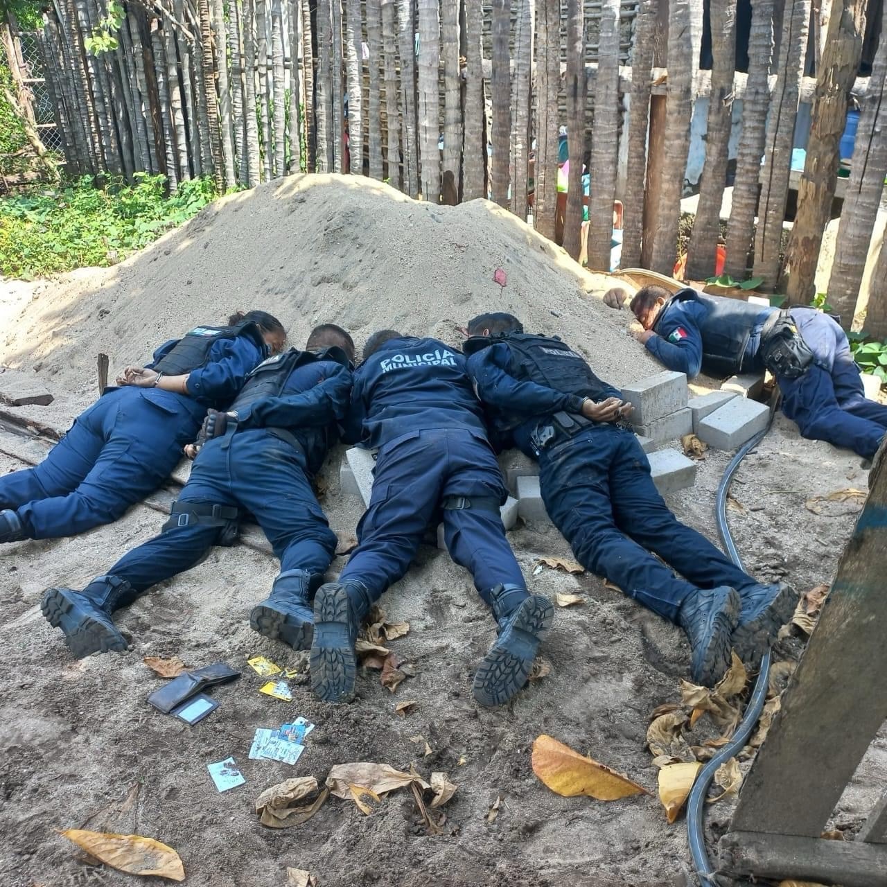 Lunes rojo: asesinan al Secretario de Seguridad Pública de Coyuca de Benítez y 12 policías en Guerrero