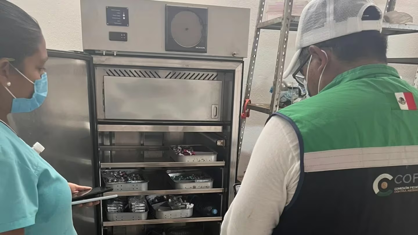 Cofepris actúa en Acapulco tras huracán Otis: decomiso de medicamentos y medidas sanitarias