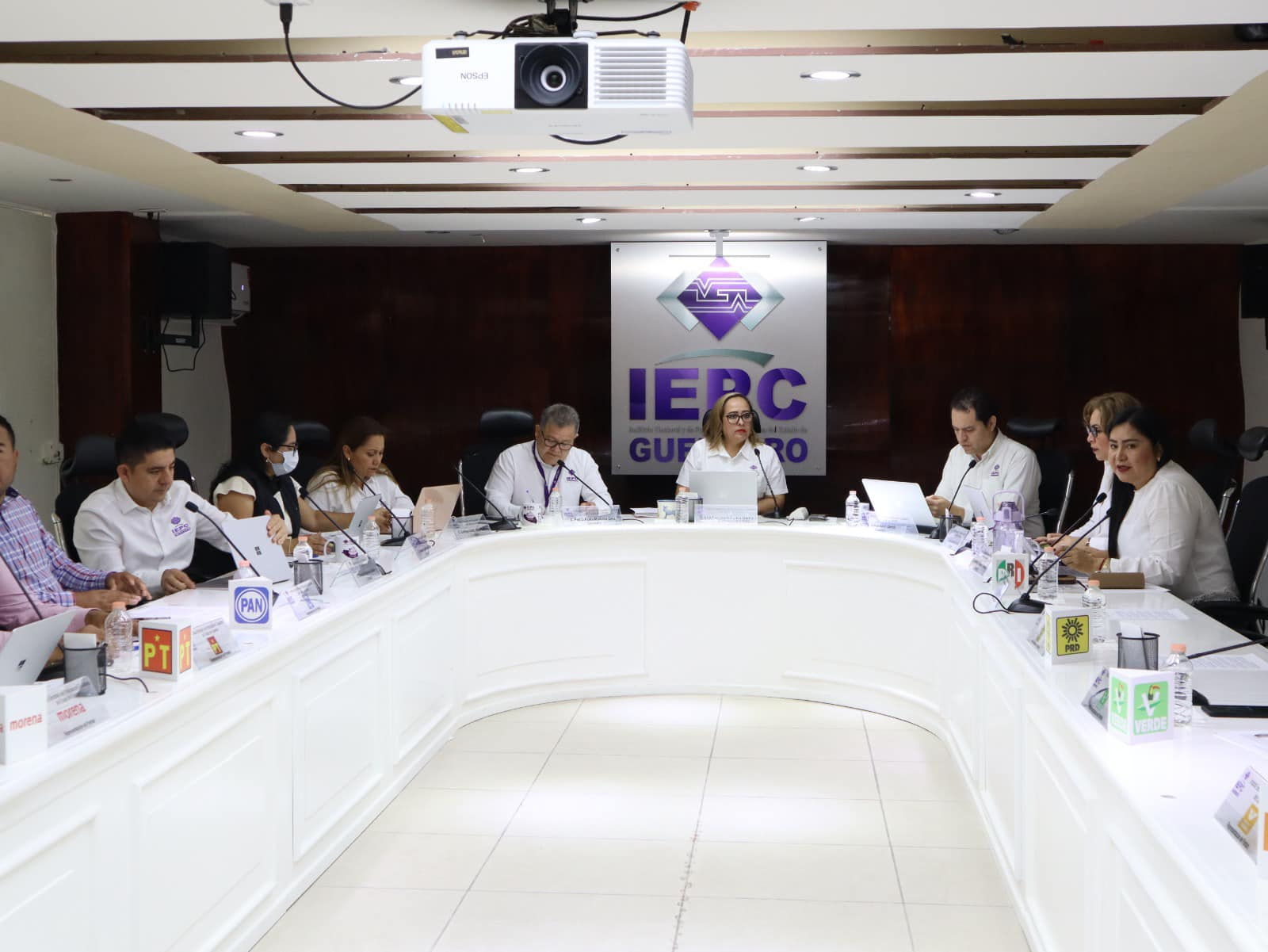 Crisis financiera amenaza elecciones en Guerrero: IEPC Advierte Riesgos