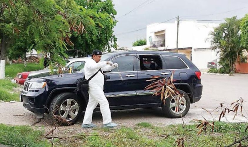 Mortal agresión a vehículo en bulevard Vicente Guerrero deja dos víctimas masculinas