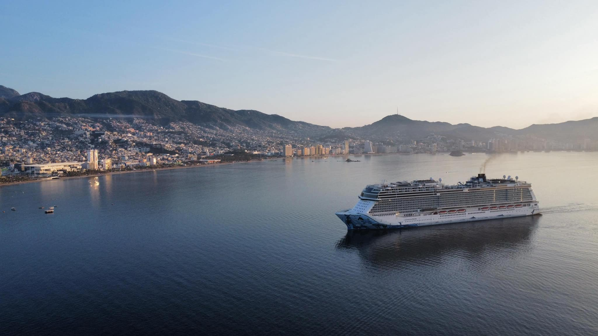 Inicia temporada de cruceros en Acapulco con la llegada del Norwegian Sun