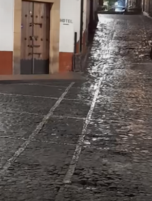 Ola de violencia en Taxco paraliza la ciudad con  suspensión de transporte y clases