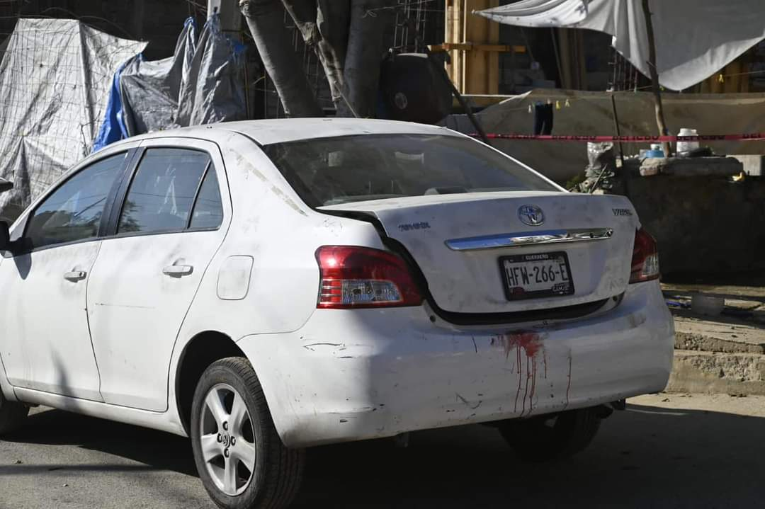 Encuentran cuerpo en la cajuela de un automóvil en Acapulco