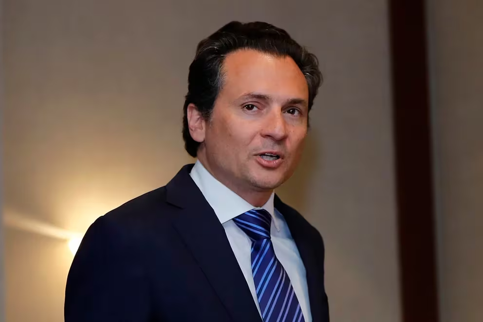 Emilio Lozoya recupera la libertad: El exdirector de Pemex abandona el reclusorio Norte
