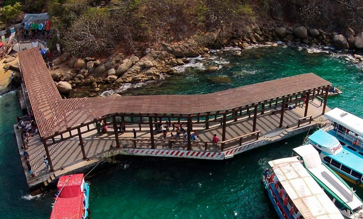 Capitanía Regional de Puerto emite advertencia ante daños severos en estructura de puente de la Roqueta