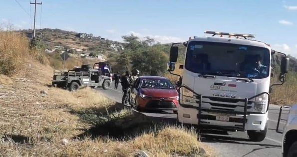 Atentado a aspirante a la alcaldía de Iguala, Erik Catalán Rendón ileso tras agresión armada