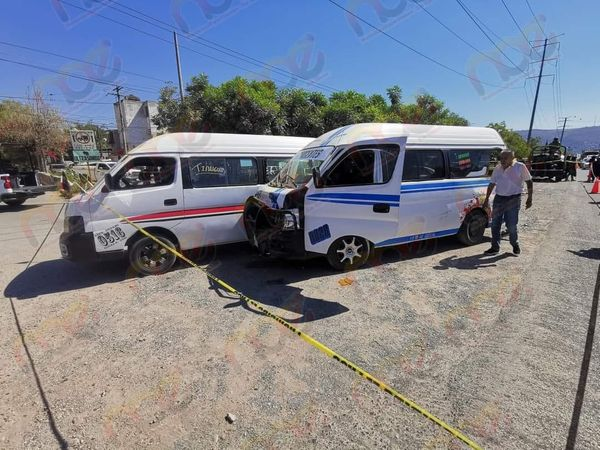 Violenta balacera en la carretera Iguala-Taxco deja un exfiscal asesinado