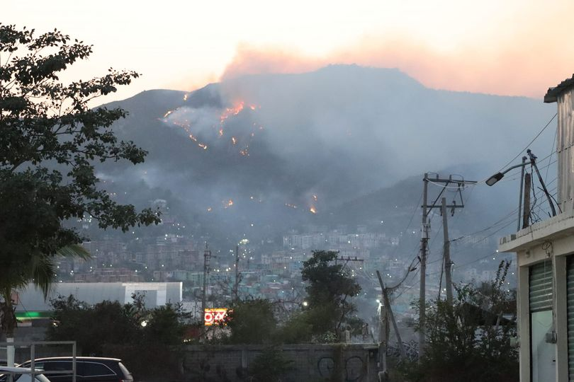 14 hectáreas afectadas por incendio en Veladero, autoridades confían en contenerlo