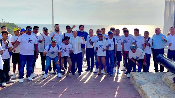 Manuel Añorve se reúne con Clavadistas de La Quebrada para impulsar la reactivación turística de Acapulco