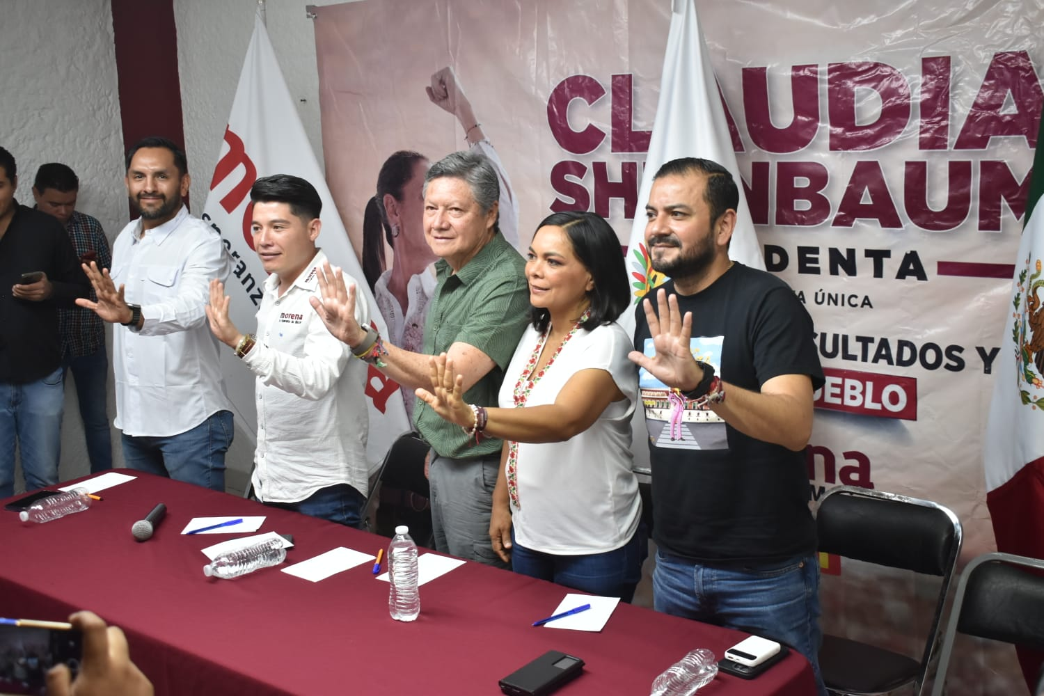 Candidata de Territorio: «Otros hacen Campaña en WhatsApp», Expresa Beatriz Mojica