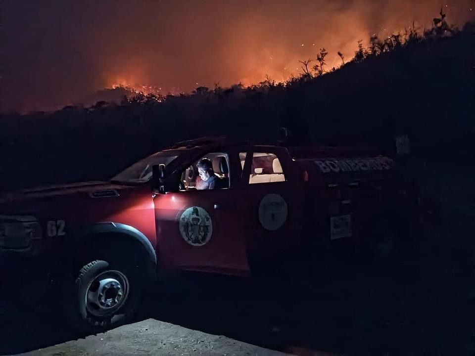 Suspenden clases en Acapulco y Chilpancingo por presencia de humo de incendios forestale