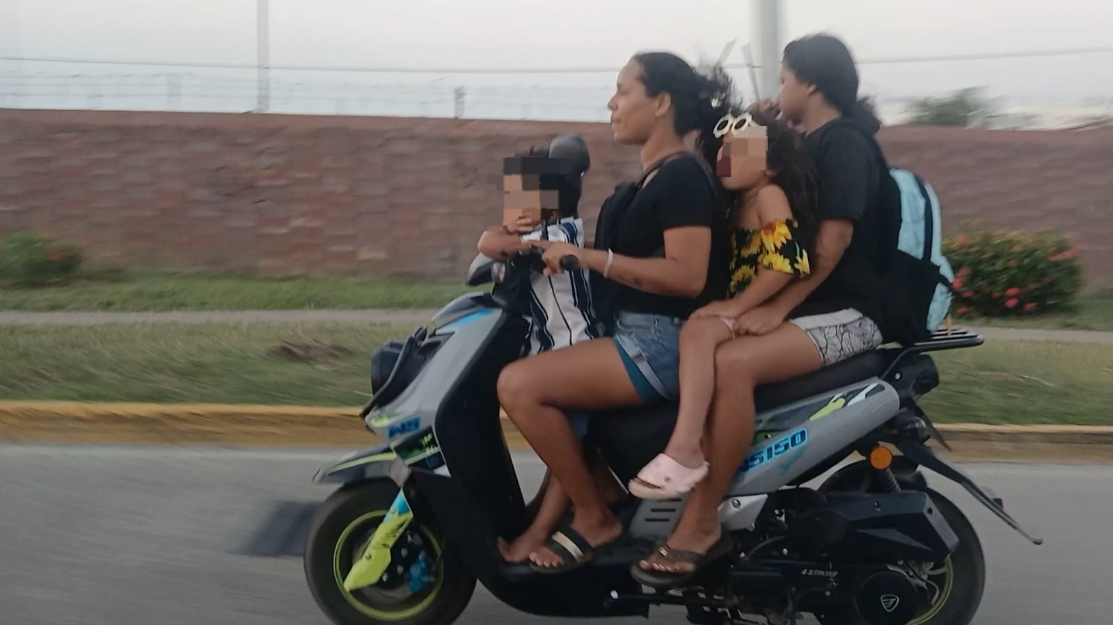 Aprobada en la Cámara de Diputados la Prohibición de Viajar en Motocicleta a Menores de 12 Años sin Seguridad