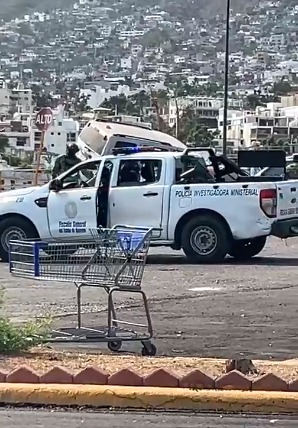 Policía Estatal detiene a tres personas tras incidente en avenida Farallón del Obispo en Acapulco