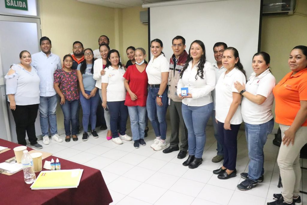 Se imparte capacitación de condiciones sanitarias para refugios temporales en Guerrero