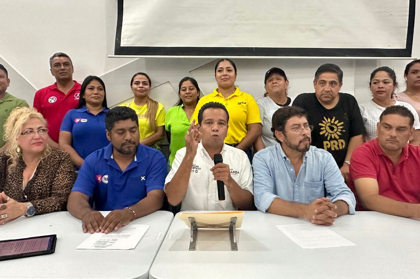 Candidatos cuestionados defienden sus campañas tras resolución del Tribunal Electoral