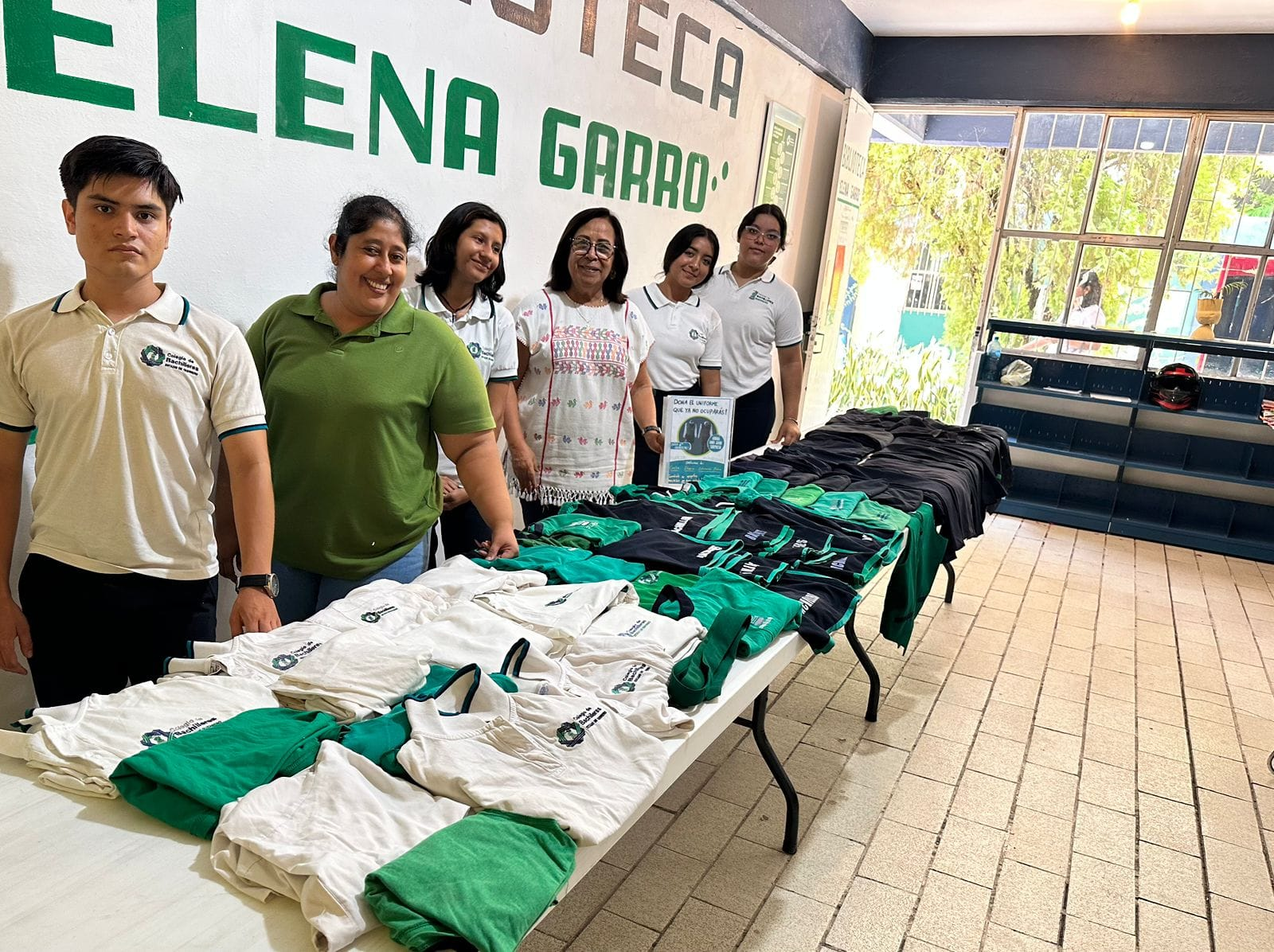 Campaña de reutilización de uniformes en Colegio de Bachilleres Plantel 3 de Iguala