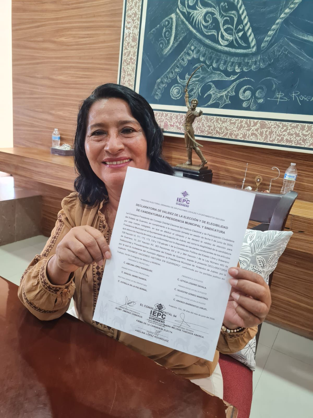 Abelina López Rodríguez se consolida como líder en Acapulco