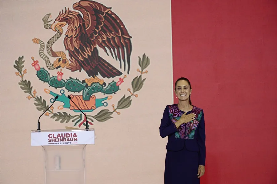 Claudia Sheinbaum se convierte en la primera mujer presidenta de México