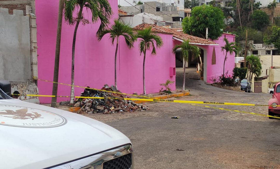 Ataque armado contra la fachada del motel El Cielo en Acapulco