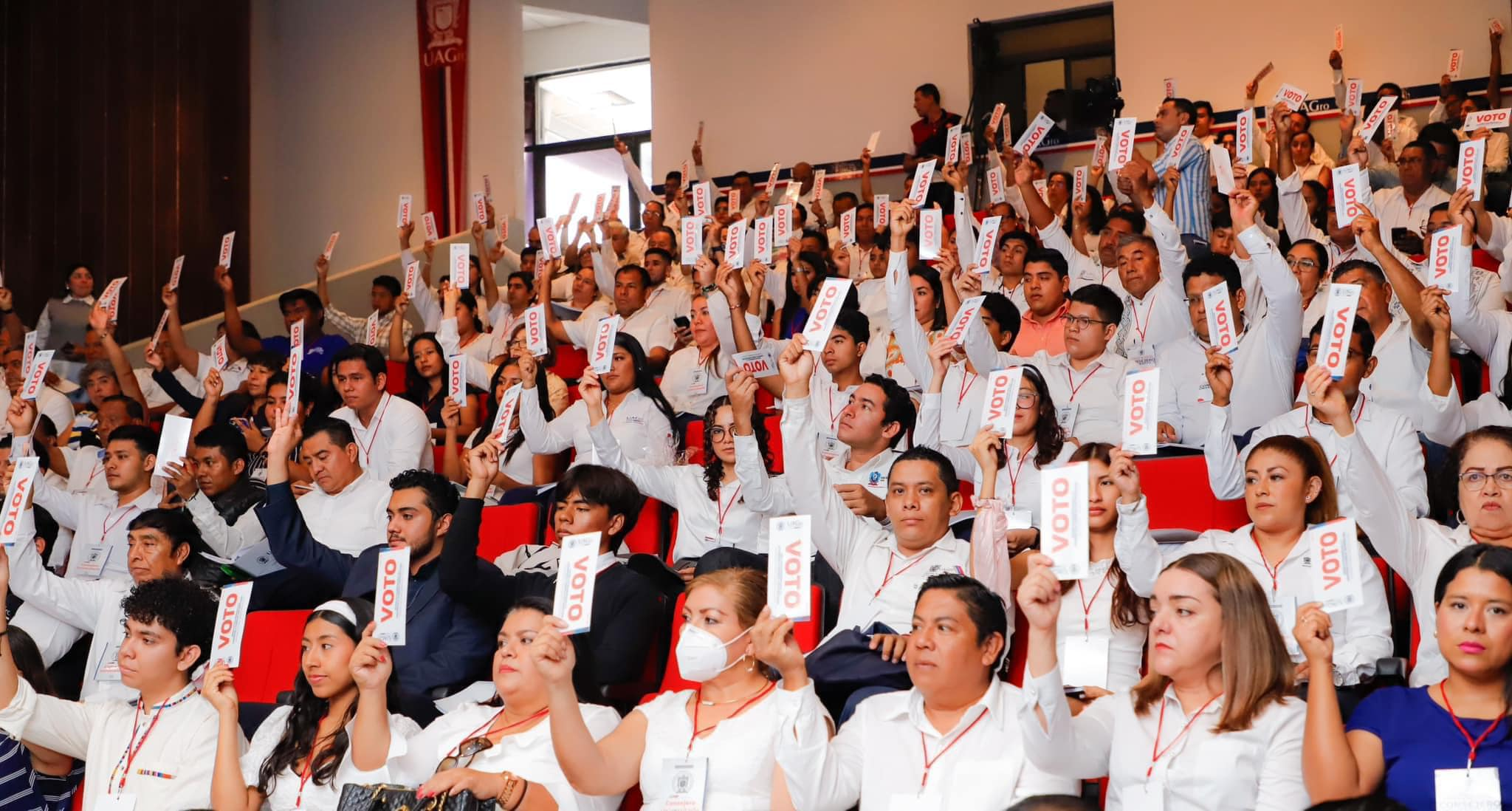 Aprueban Nuevas Preparatorias y Reglas de Ingreso en la UAGro