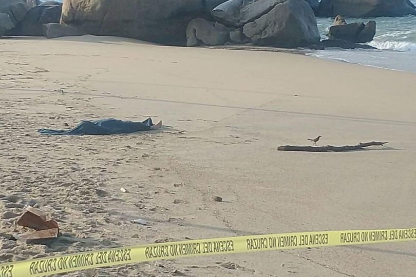 Expulsa el Mar Cuerpo de Turista en Playa El Morro de Acapulco