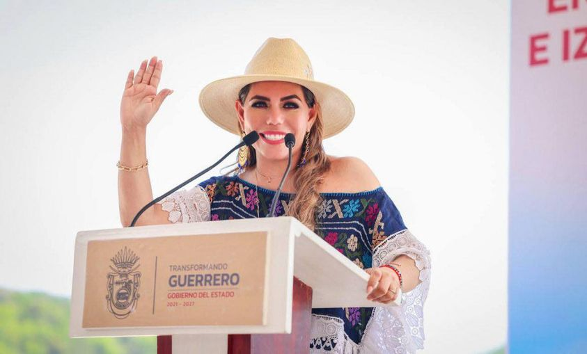 Gobernadora Evelyn Salgado buscará extender el plazo de no cobro en casetas de la Autopista del Sol