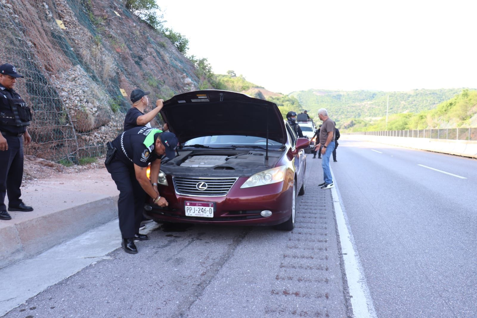 Gobernadora Evelyn Salgado encabeza reunión de seguimiento del operativo vacacional de verano 2024