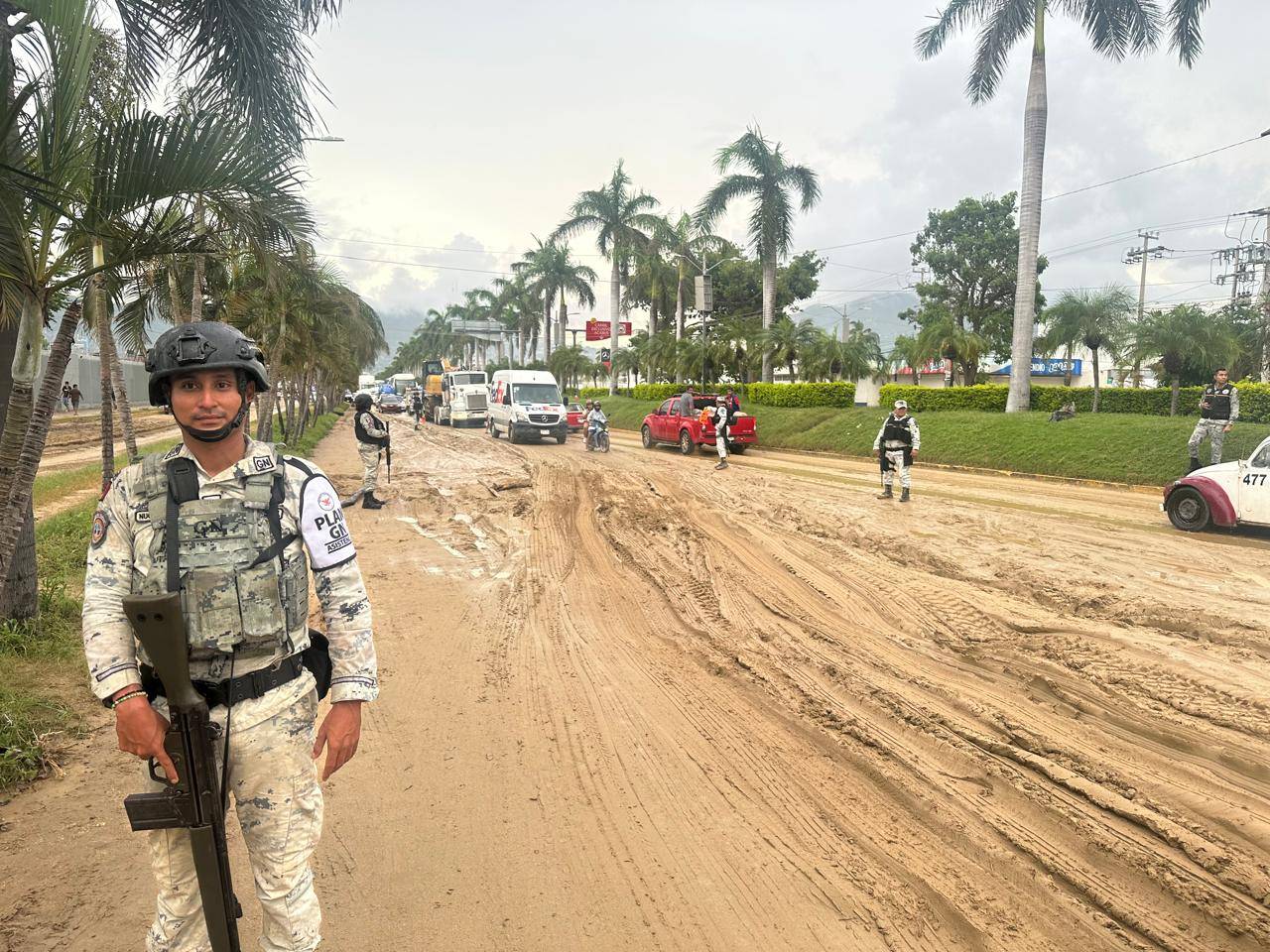 Guardia Nacional mantiene presencia activa en zonas afectadas de Acapulco tras el paso del huracán John