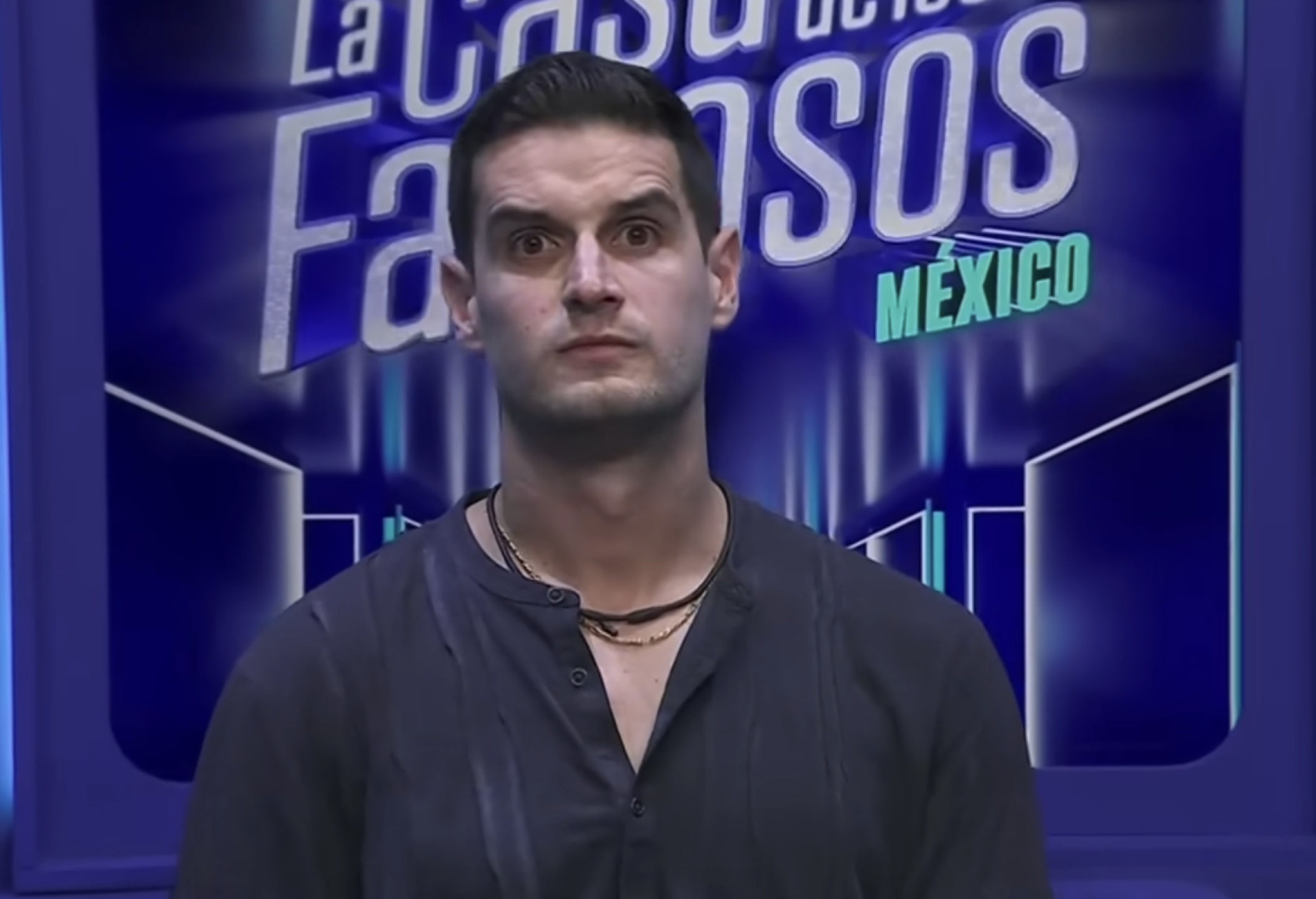 Abogados y familia de Adrián Marcelo quieren sacarlo de La Casa de los Famosos, ¡porque ya no aguantan las demandas!