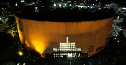 Encendido dorado en el Congreso del Estado para concientizar sobre el cáncer infantil