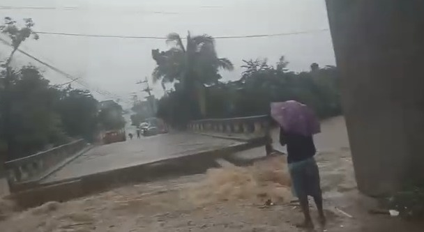 Se Derrumba Segundo Puente en la Colonia López Portillo, Población Queda Incomunicada