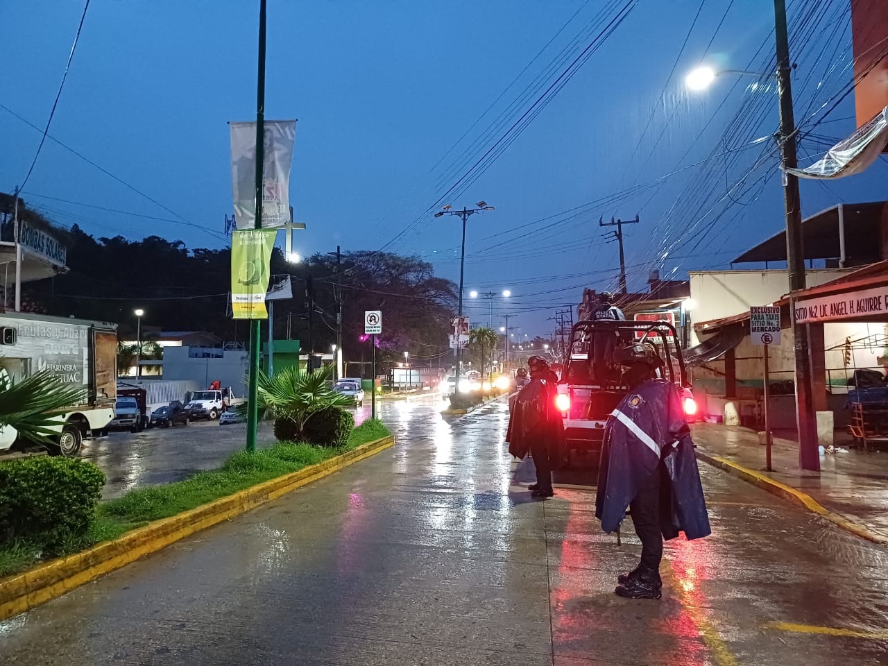 Despliegan Operativo de Seguridad en Ometepec tras Impacto del Huracán John