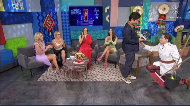 Arrastran a Sian Chiong en Cuéntamelo Ya! Lo nombran «Ceniciento»