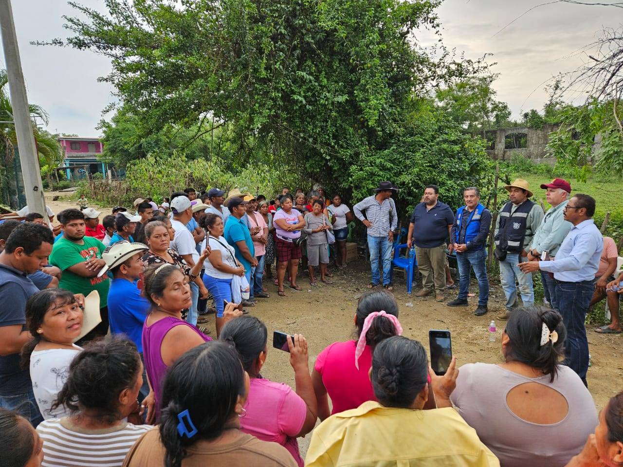 Gobierno de Guerrero  brinda atención a la comunidad Salsipuedes, en Acapulco