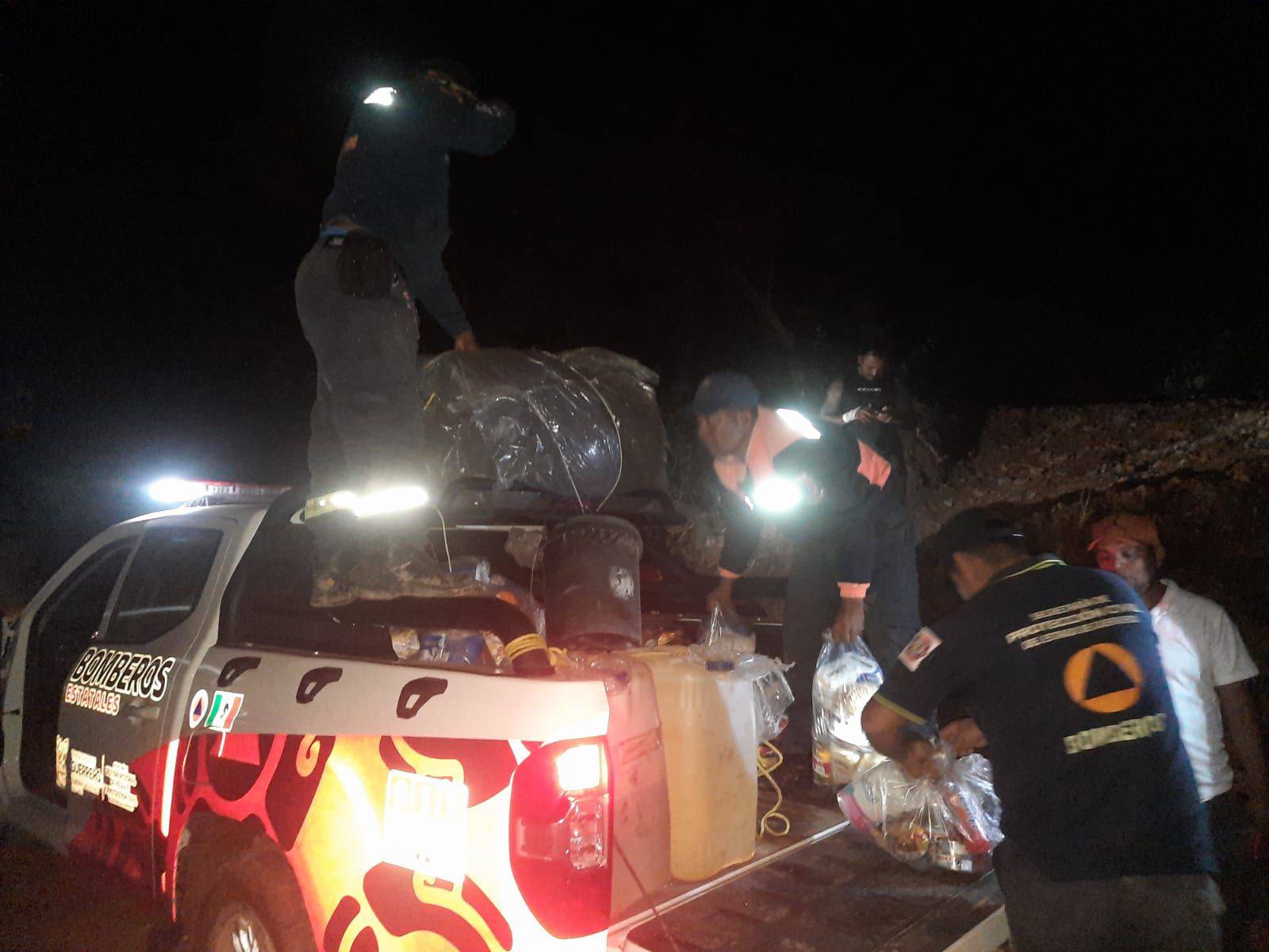 La SGIRPCGRO continúa la entrega de apoyos a familias del municipio de Acatepec afectadas por el huracán John