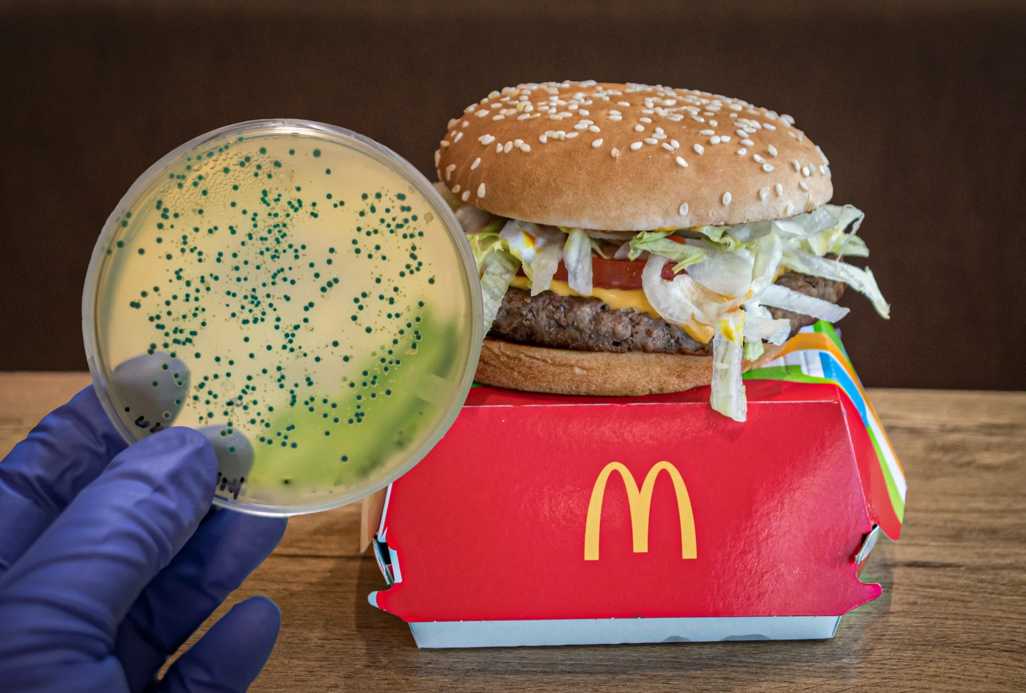 Brote de bacterias en hamburguesas de McDonald’s deja un muerto y decenas de enfermos en EE.UU.