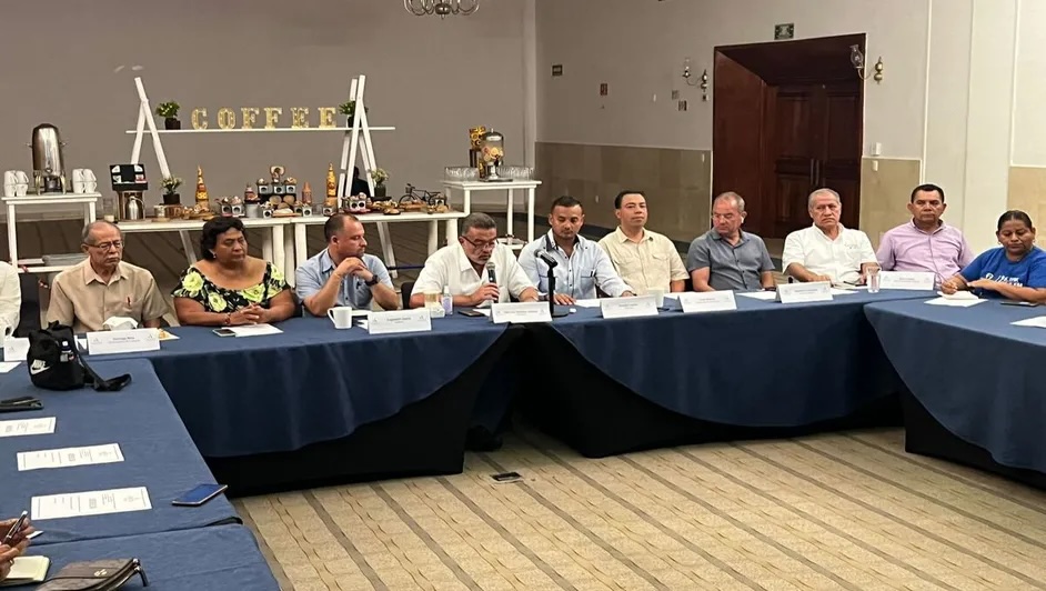 Demanda AHETA cambiar estrategias y la imagen turística de Acapulco