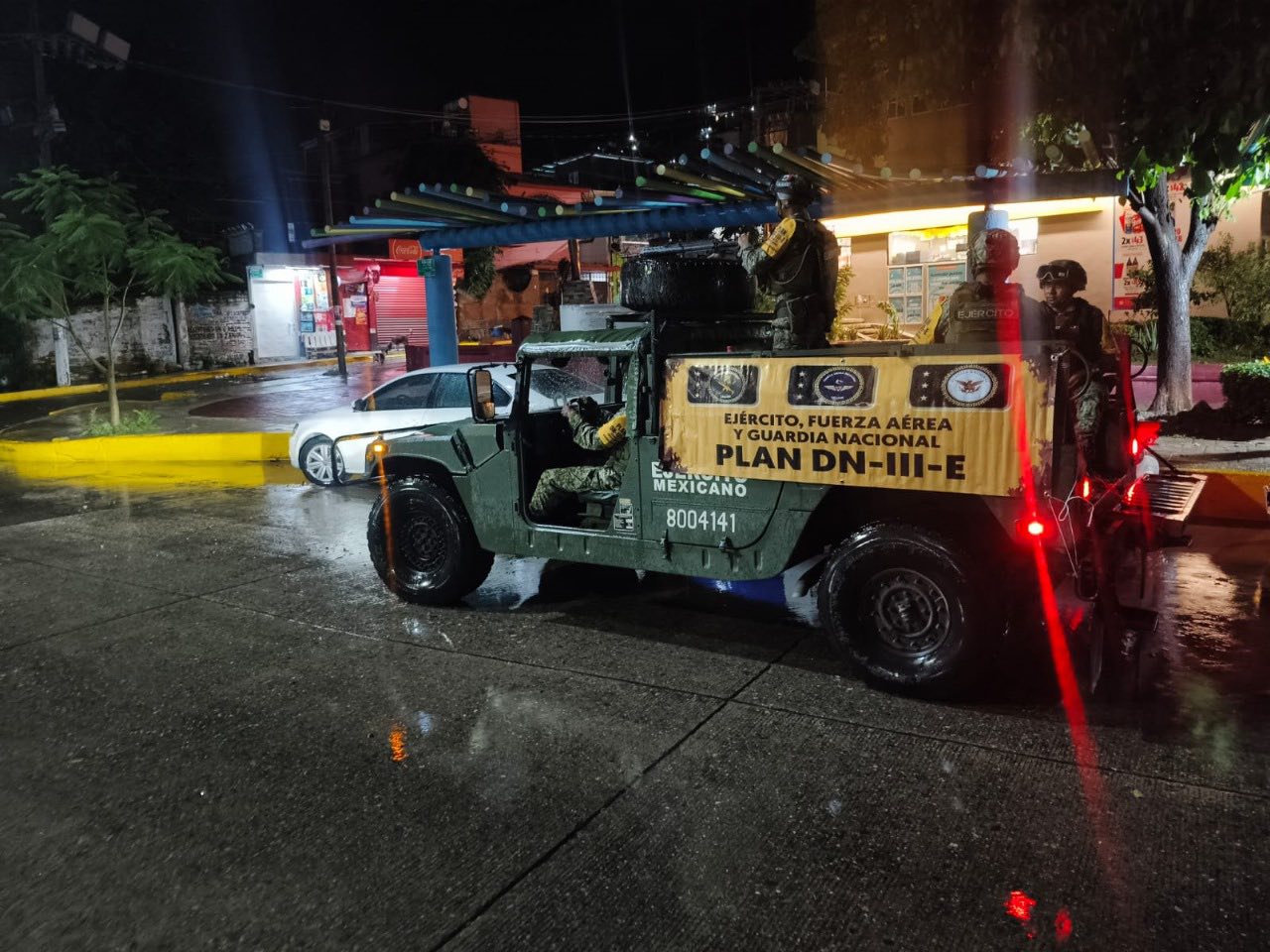 Ejército y Guardia Nacional activan el Plan DN-III-E ante la llegada de la tormenta tropical Raymond en Guerrero