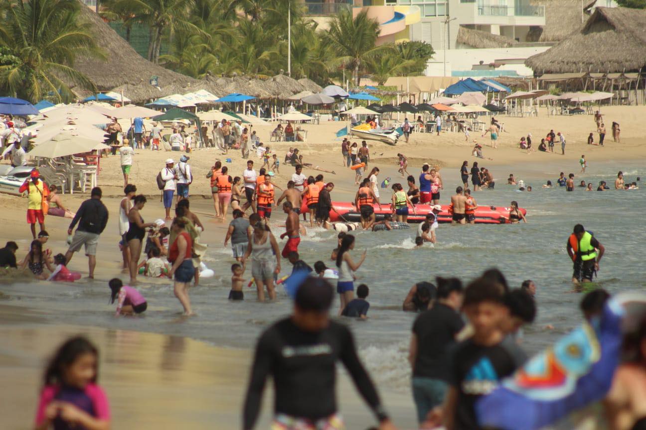 Turistas impulsan ocupación hotelera en Acapulco durante el fin de semana