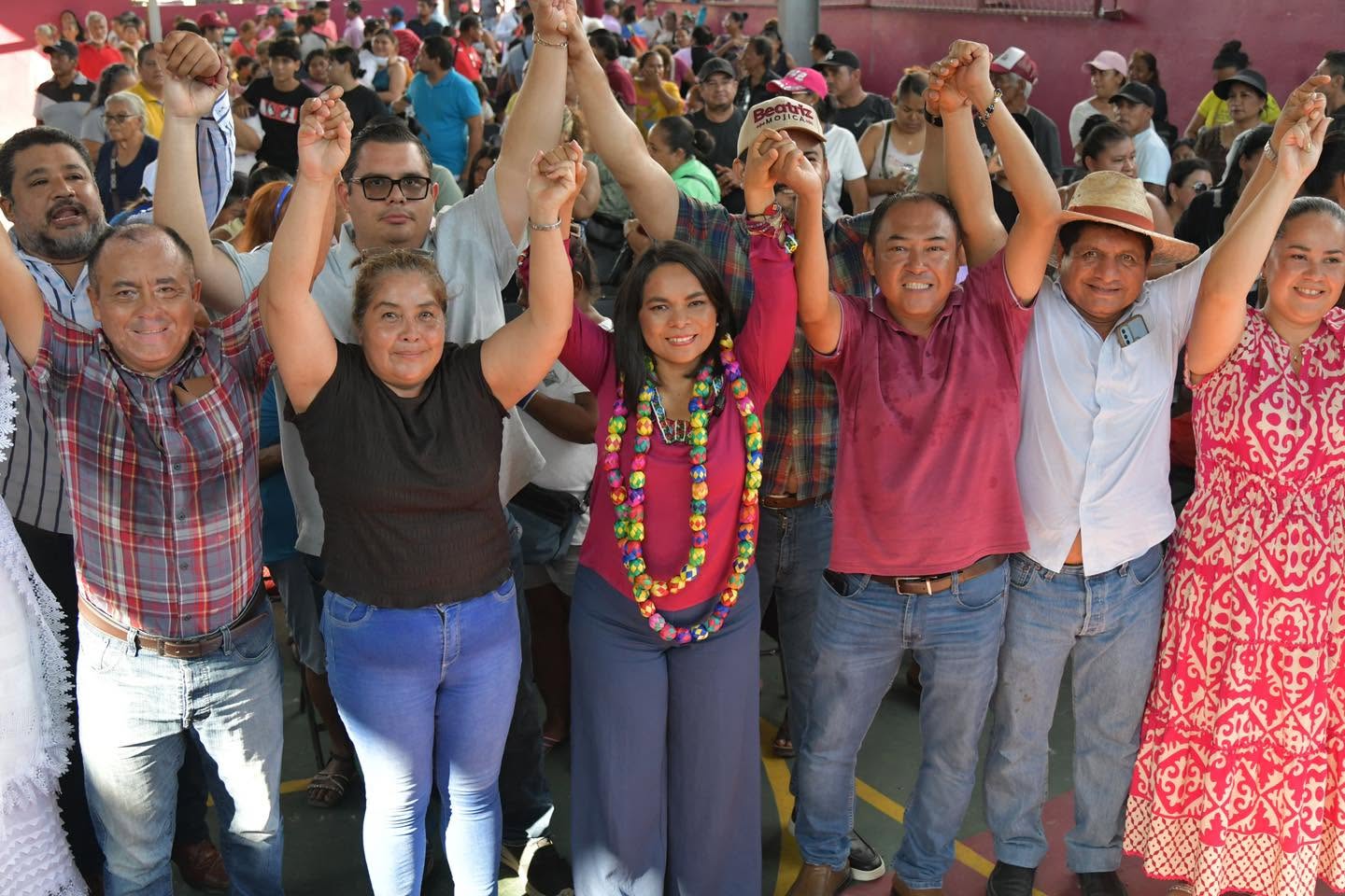 Más de 300 habitantes de 25 colonias de la zona conurbada de Acapulco respaldan junto con Beatriz Mojica a Claudia Sheinbaum