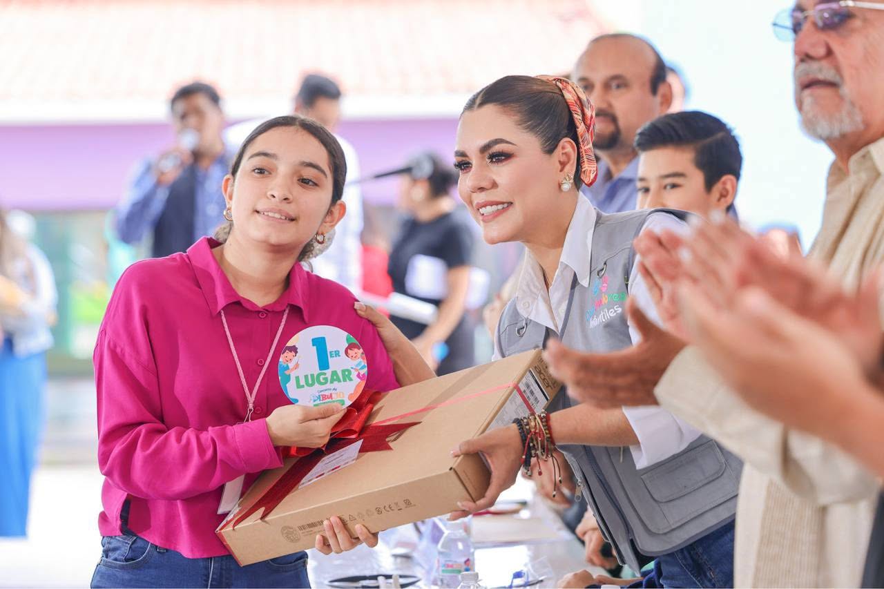 Evelyn Salgado encabeza premiación del concurso estatal de dibujo infantil en el Museo La Avispa