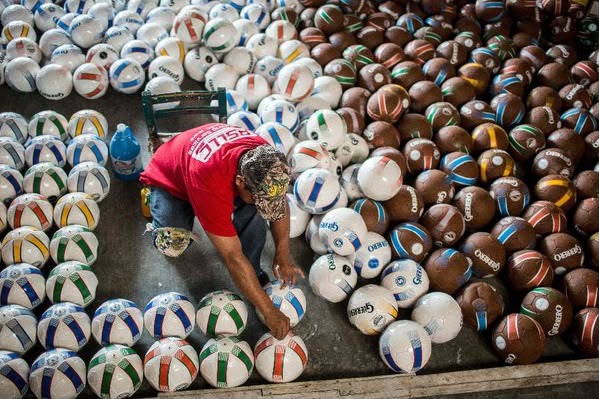 Chichihualco: el pueblo que cose a mano la pasión futbolera de México
